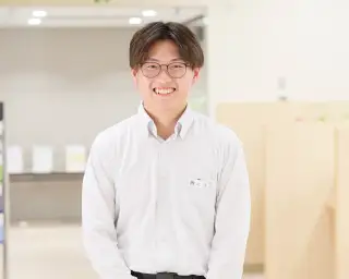 支店勤務・窓口担当 上北祐也さん