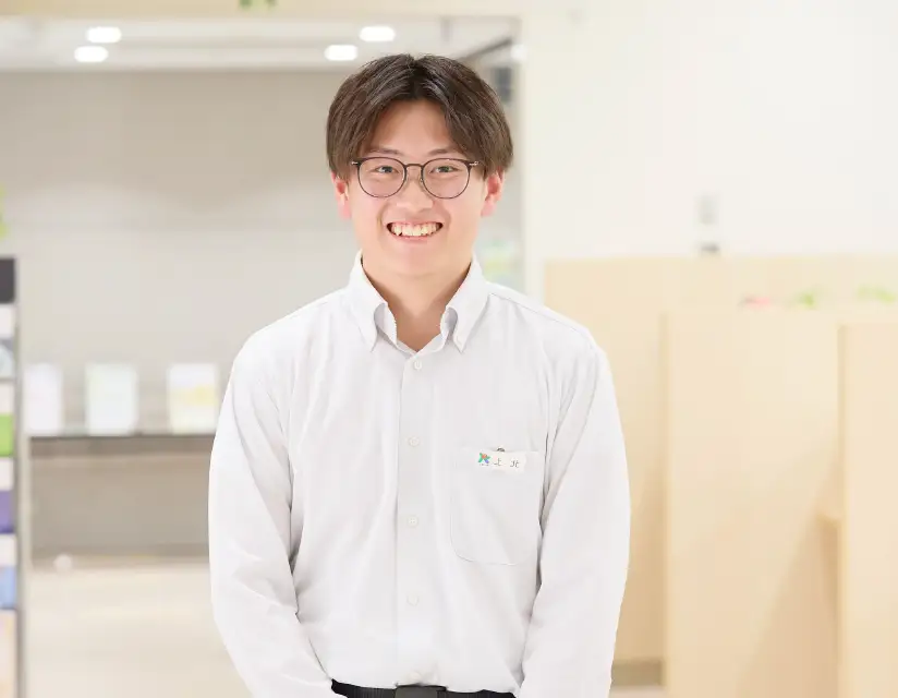 支店勤務・窓口担当 上北祐也さん