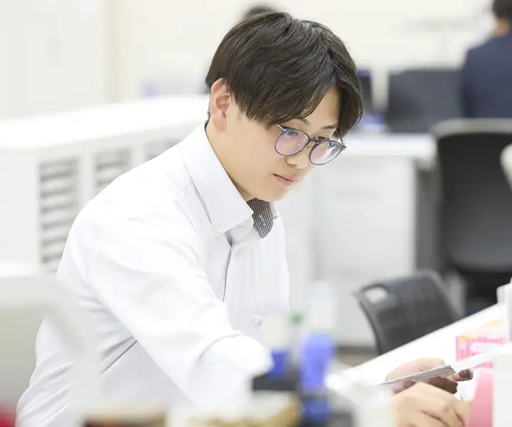 支店勤務・窓口担当 上北祐也さん